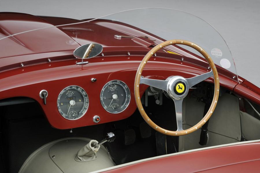 Панель приборов Ferrari 250 MM Spyder (Series II) 1953 года  (фото 6 из 22)